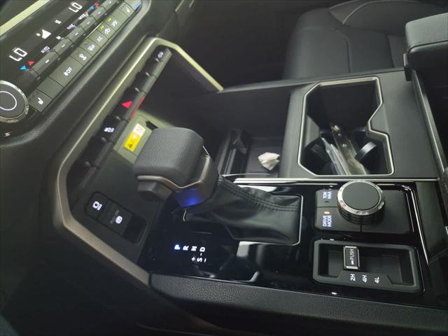 2026 Toyota Tundra SR5 CrewMax 5.5' Bed