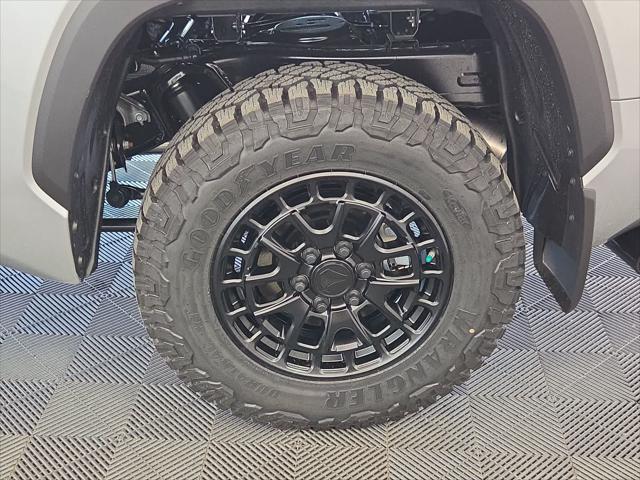 2026 Toyota Tundra SR5 CrewMax 5.5' Bed