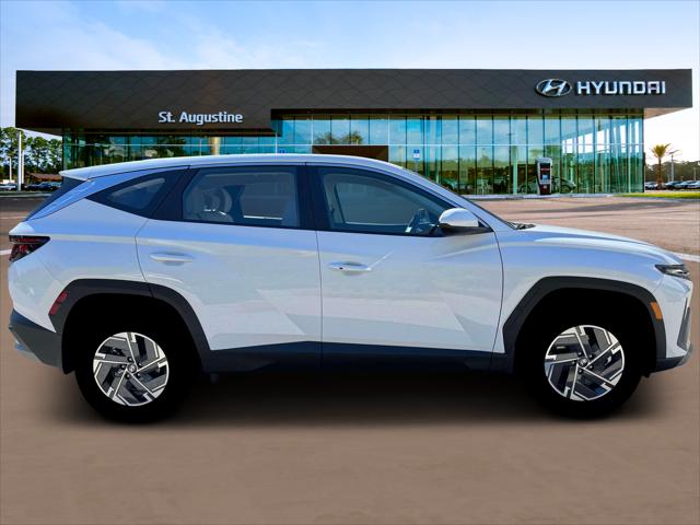 2026 Hyundai Tucson Hybrid Blue SE