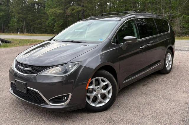 2017 Chrysler Pacifica Touring-L for sale in Providence Forge, VA