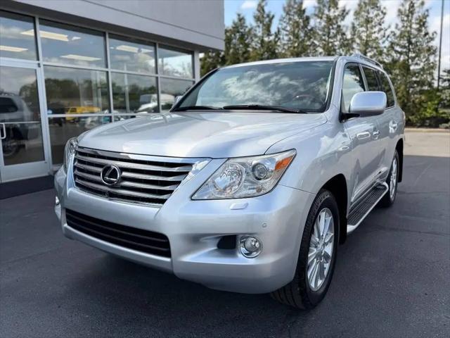 2008 Lexus LX 570 Base for sale in Utica, MI