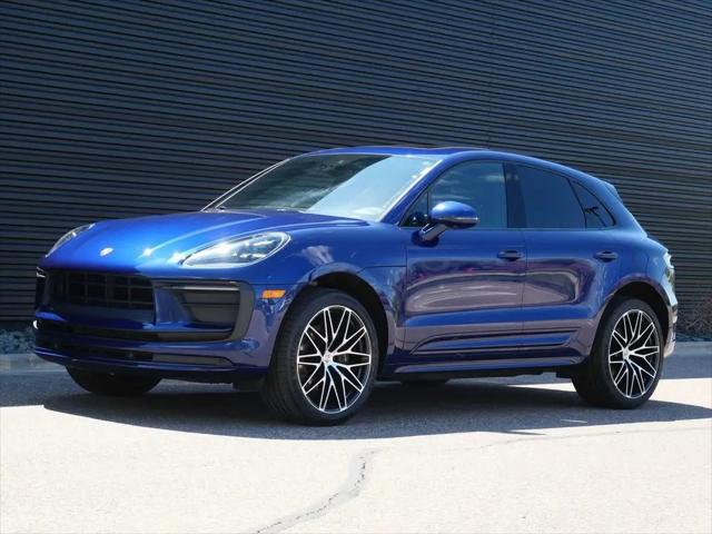 2022 Porsche Macan Macan for sale in Saint Paul, MN