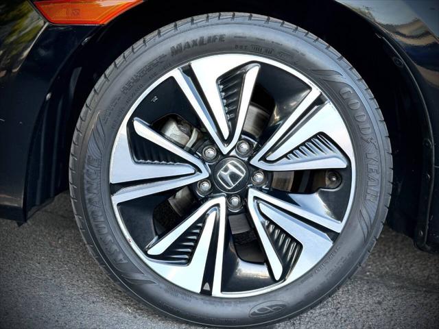 2017 Honda Civic EX L 4dr Sedan