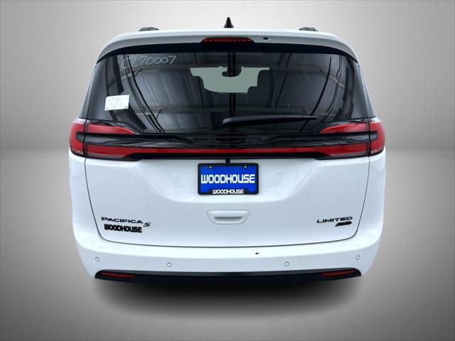 2027 Chrysler Pacifica Limited