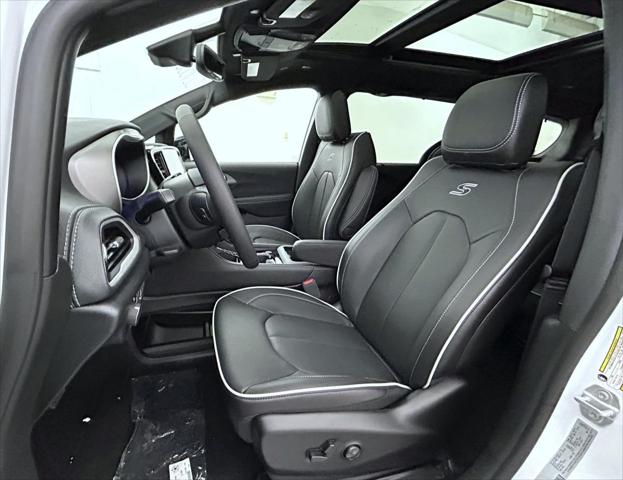 2027 Chrysler Pacifica Limited