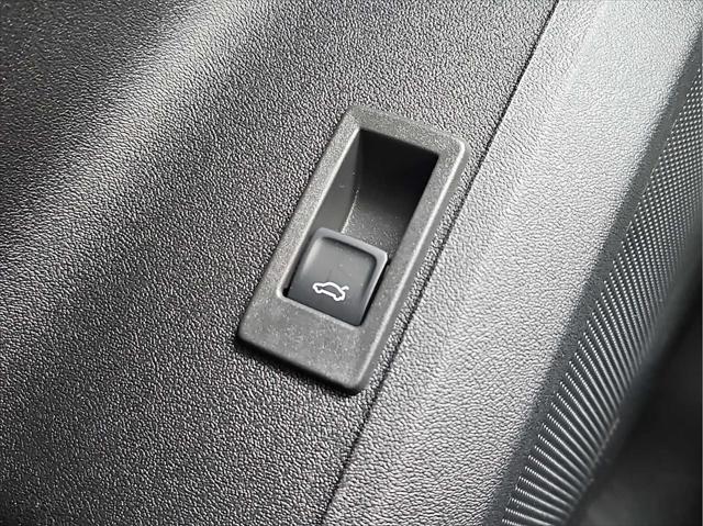 2026 Audi SQ5 Premium Plus TFSI quattro S tronic