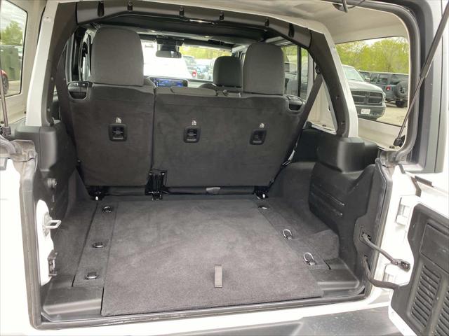 2025 Jeep Wrangler 4-Door Summit 4x4