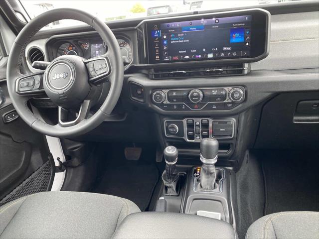 2025 Jeep Wrangler 4-Door Summit 4x4