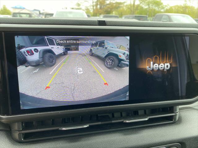 2025 Jeep Wrangler 4-Door Summit 4x4