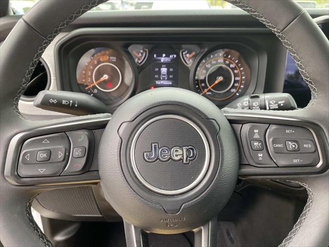 2025 Jeep Wrangler 4-Door Summit 4x4