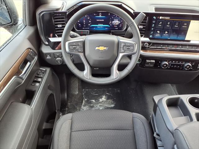 2026 Chevrolet Silverado 1500 4WD Crew Cab Short Bed LT with 2FL