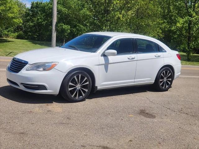 2012 Chrysler 200 LX for sale near Miamisburg, OH