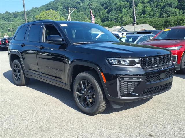 2026 Jeep Grand Cherokee GRAND CHEROKEE LAREDO ALTITUDE 4X4 2026 Jeep Grand Cherokee GRAND CHEROKEE LAREDO ALTITUDE 4X4