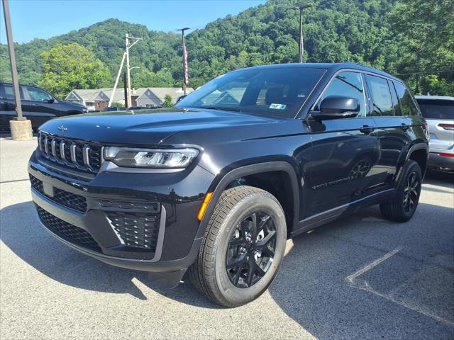 2026 Jeep Grand Cherokee GRAND CHEROKEE LAREDO ALTITUDE 4X4 2026 Jeep Grand Cherokee GRAND CHEROKEE LAREDO ALTITUDE 4X4