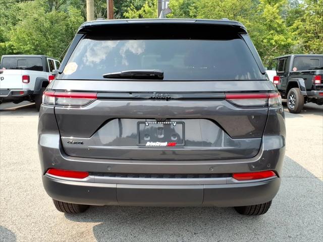 2026 Jeep Grand Cherokee GRAND CHEROKEE LAREDO ALTITUDE 4X4 2026 Jeep Grand Cherokee GRAND CHEROKEE LAREDO ALTITUDE 4X4