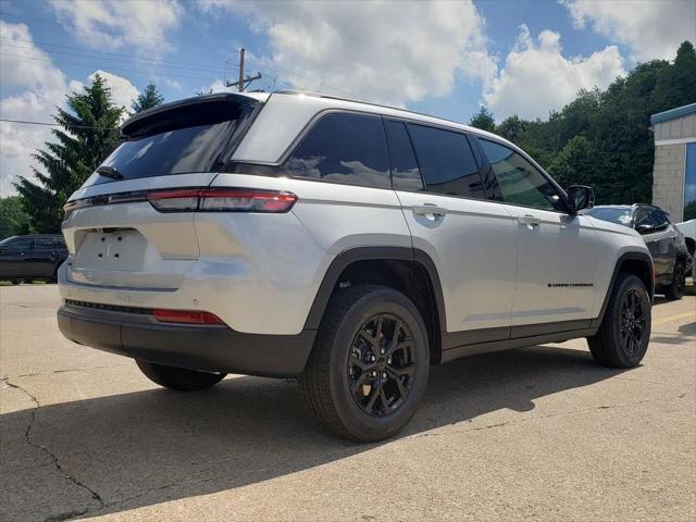 2026 Jeep Grand Cherokee GRAND CHEROKEE LAREDO ALTITUDE 4X4 2026 Jeep Grand Cherokee GRAND CHEROKEE LAREDO ALTITUDE 4X4