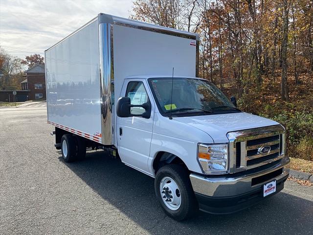 2025 Ford E-450 Cutaway Unknown