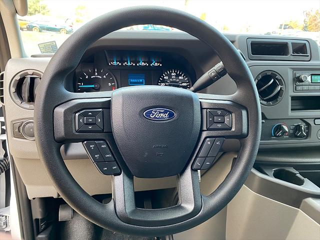 2025 Ford E-450 Cutaway Unknown
