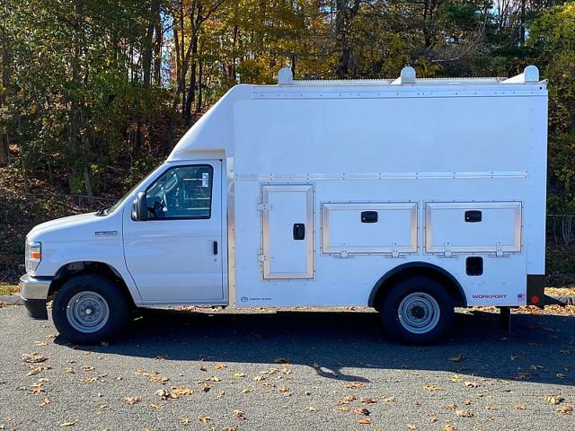 2026 Ford E-350 Cutaway Unknown