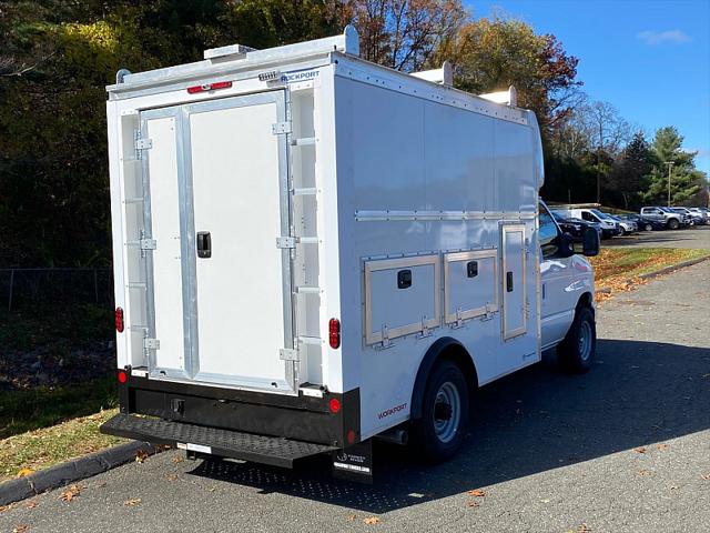 2026 Ford E-350 Cutaway Unknown