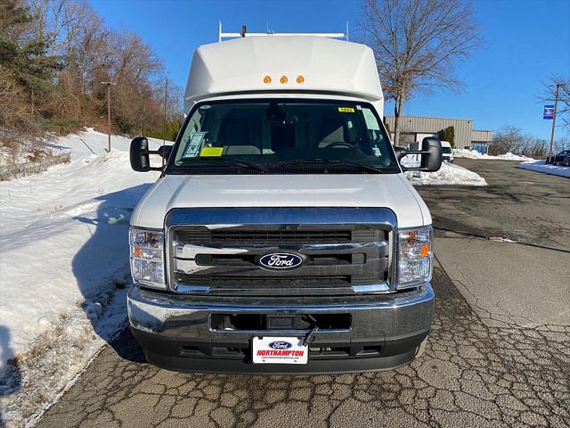 2026 Ford E-350 Cutaway Unknown