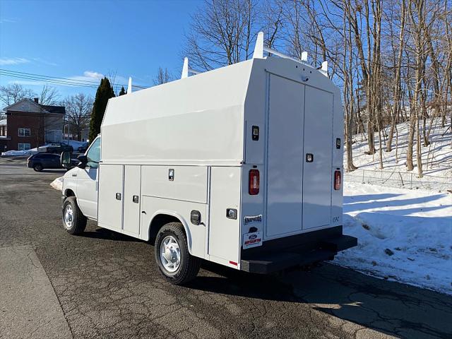2026 Ford E-350 Cutaway Unknown