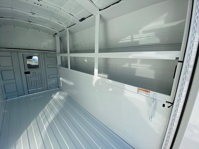 2026 Ford E-350 Cutaway Unknown