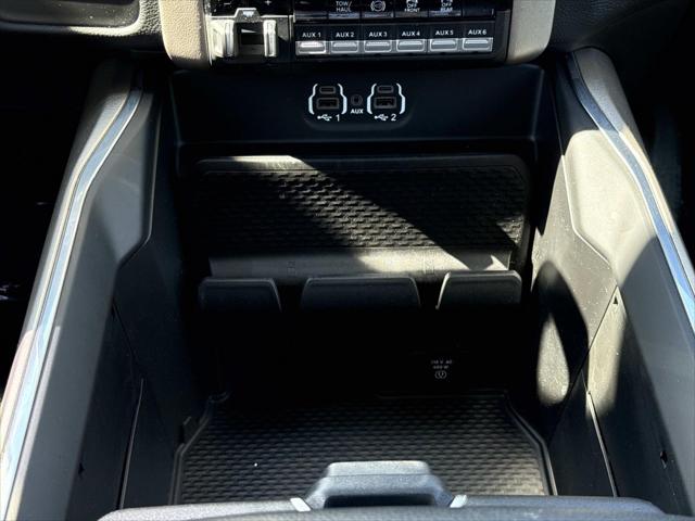 2021 Jeep Ram 2500 Laramie Crew Cab 4x4 6'4" Box
