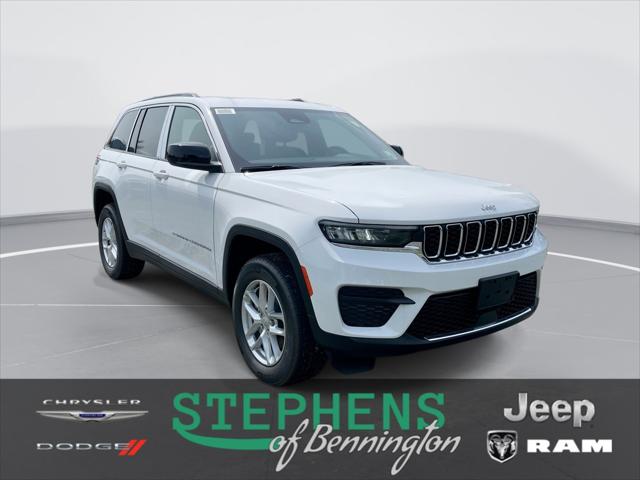 2026 Jeep Grand Cherokee GRAND CHEROKEE LAREDO X 4X4