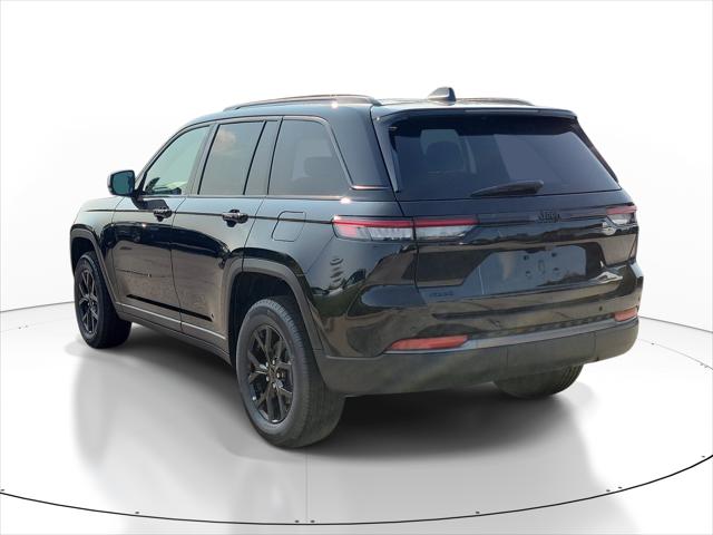2026 Jeep Grand Cherokee GRAND CHEROKEE LAREDO ALTITUDE 4X4