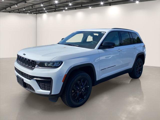 2026 Jeep Grand Cherokee GRAND CHEROKEE LAREDO ALTITUDE 4X4