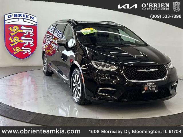 2021 Chrysler Pacifica Hybrid Limited for sale in Bloomington, IL