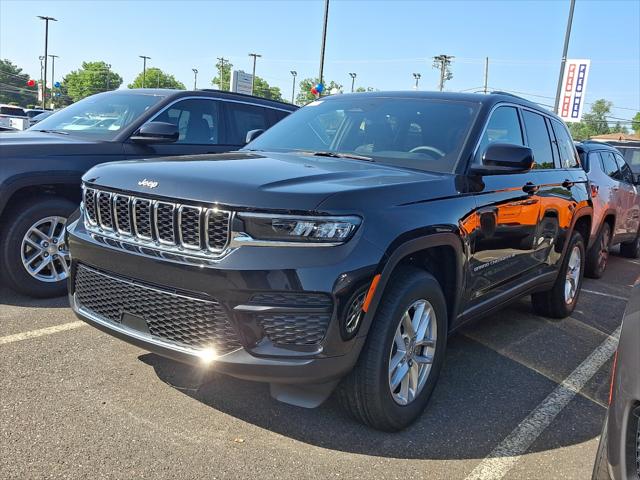 2026 Jeep Grand Cherokee GRAND CHEROKEE LAREDO X 4X4 2026 Jeep Grand Cherokee GRAND CHEROKEE LAREDO X 4X4