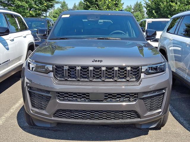2026 Jeep Grand Cherokee GRAND CHEROKEE LAREDO ALTITUDE 4X4 2026 Jeep Grand Cherokee GRAND CHEROKEE LAREDO ALTITUDE 4X4