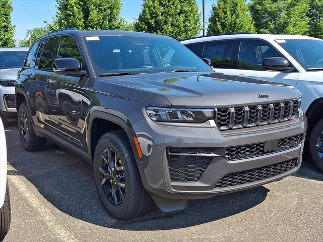 2026 Jeep Grand Cherokee GRAND CHEROKEE LAREDO ALTITUDE 4X4 2026 Jeep Grand Cherokee GRAND CHEROKEE LAREDO ALTITUDE 4X4
