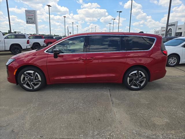 2027 Chrysler Pacifica Limited