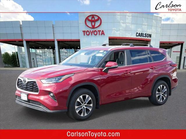 2023 Toyota Highlander XLE for sale in Coon Rapids, MN