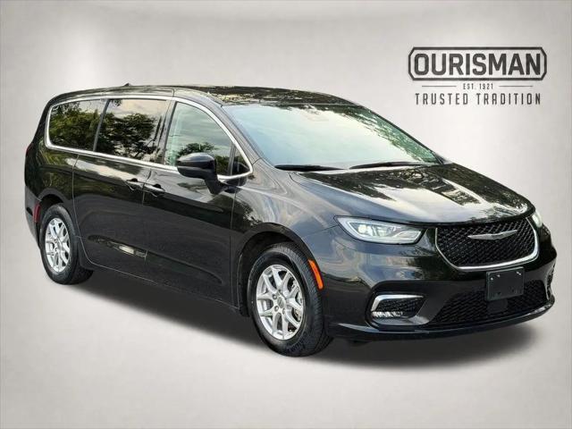 2023 Chrysler Pacifica Touring L for sale in Marlow Heights, MD
