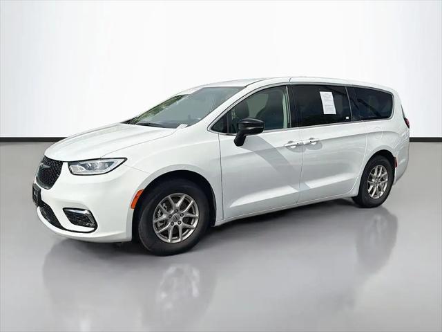 2024 Chrysler Pacifica Touring L for sale in Charleston, SC