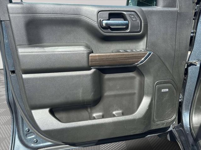2022 Chevrolet Silverado 1500 4WD Crew Cab Short Bed RST