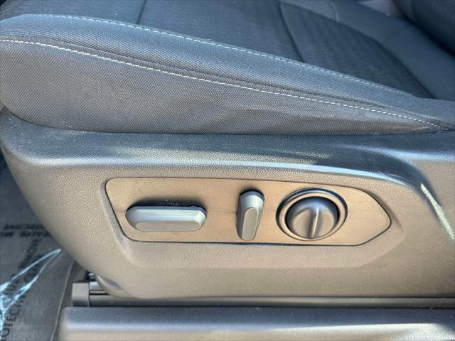 2022 Chevrolet Silverado 1500 4WD Crew Cab Short Bed RST