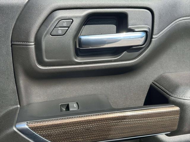 2022 Chevrolet Silverado 1500 4WD Crew Cab Short Bed RST