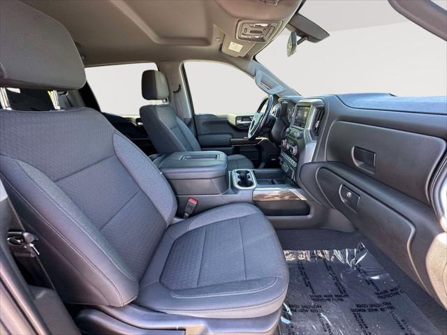 2022 Chevrolet Silverado 1500 4WD Crew Cab Short Bed RST