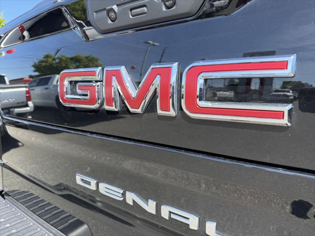2020 GMC Sierra 1500 4WD Crew Cab Short Box Denali