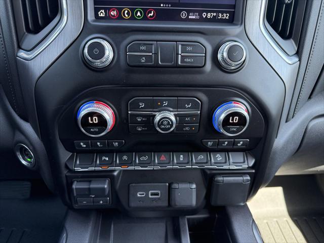2020 GMC Sierra 1500 4WD Crew Cab Short Box Denali