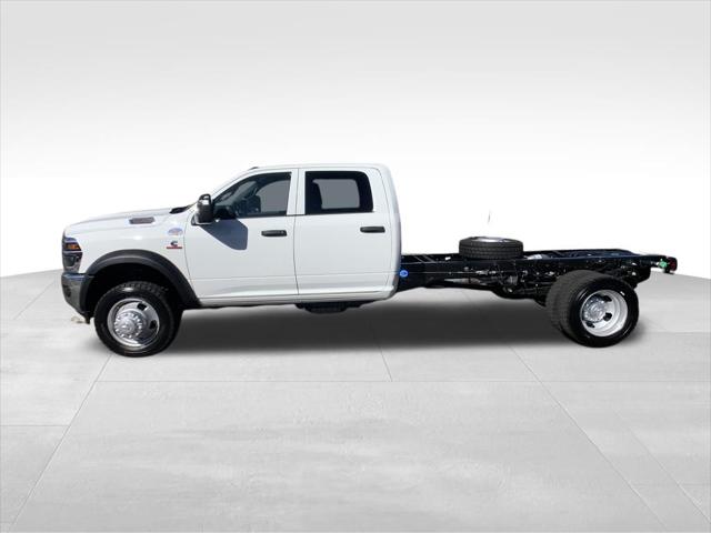 2026 RAM Ram 5500 Chassis Cab RAM 5500 TRADESMAN CHASSIS CREW CAB 4X4 84 CA