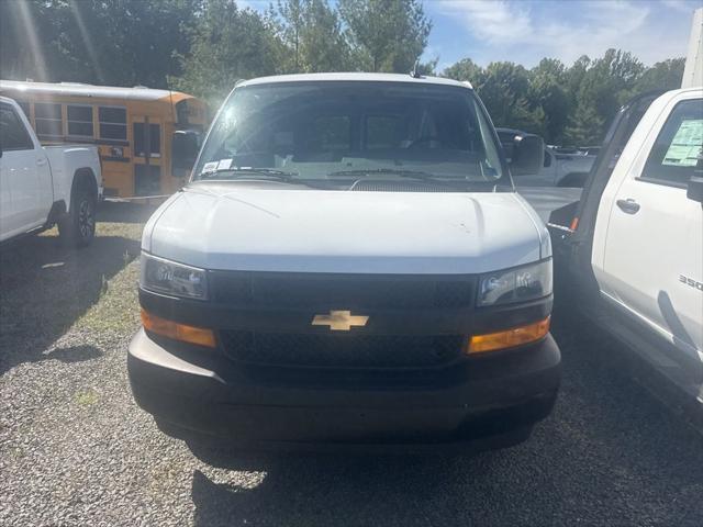 2025 Chevrolet Express Cargo Van RWD 2500 Regular Wheelbase WT
