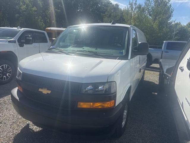 2025 Chevrolet Express Cargo Van RWD 2500 Regular Wheelbase WT