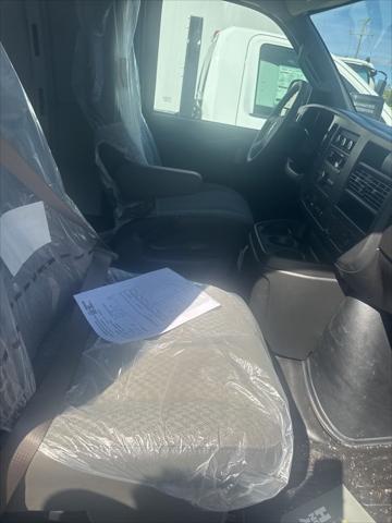 2025 Chevrolet Express Cargo Van RWD 2500 Regular Wheelbase WT