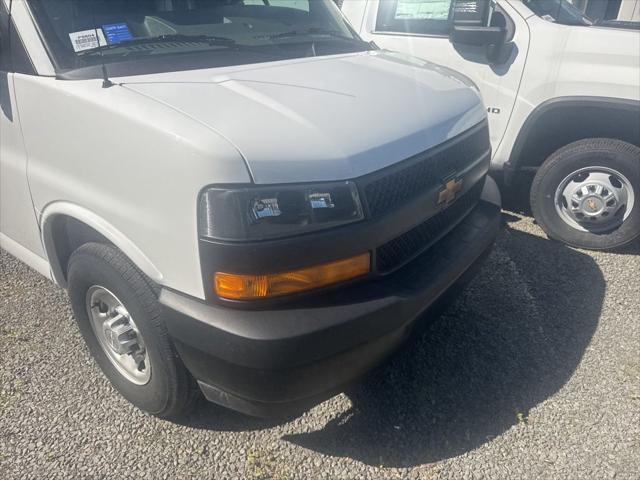 2025 Chevrolet Express Cargo Van RWD 2500 Regular Wheelbase WT